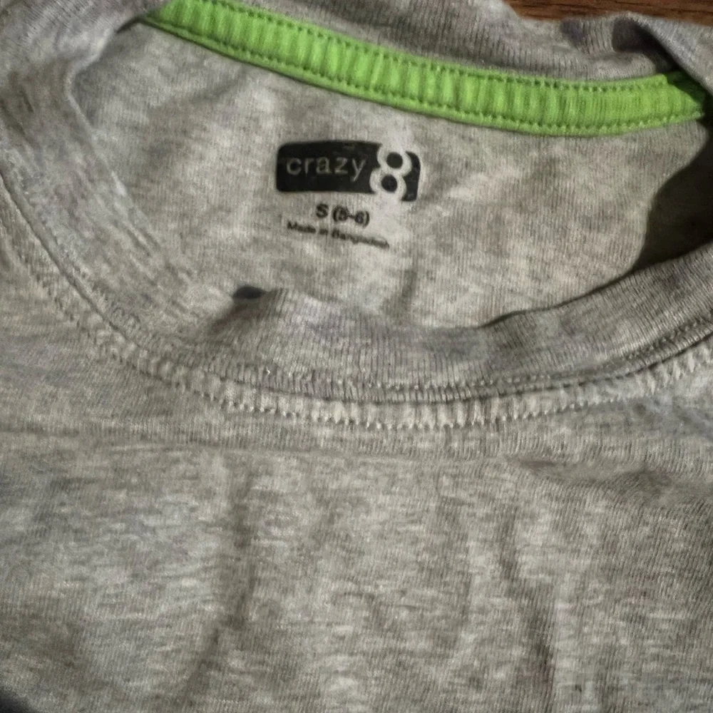 3 Carter’s and crazy 8 boys long sleeve tops size 5-6 - Picture 7 of 8